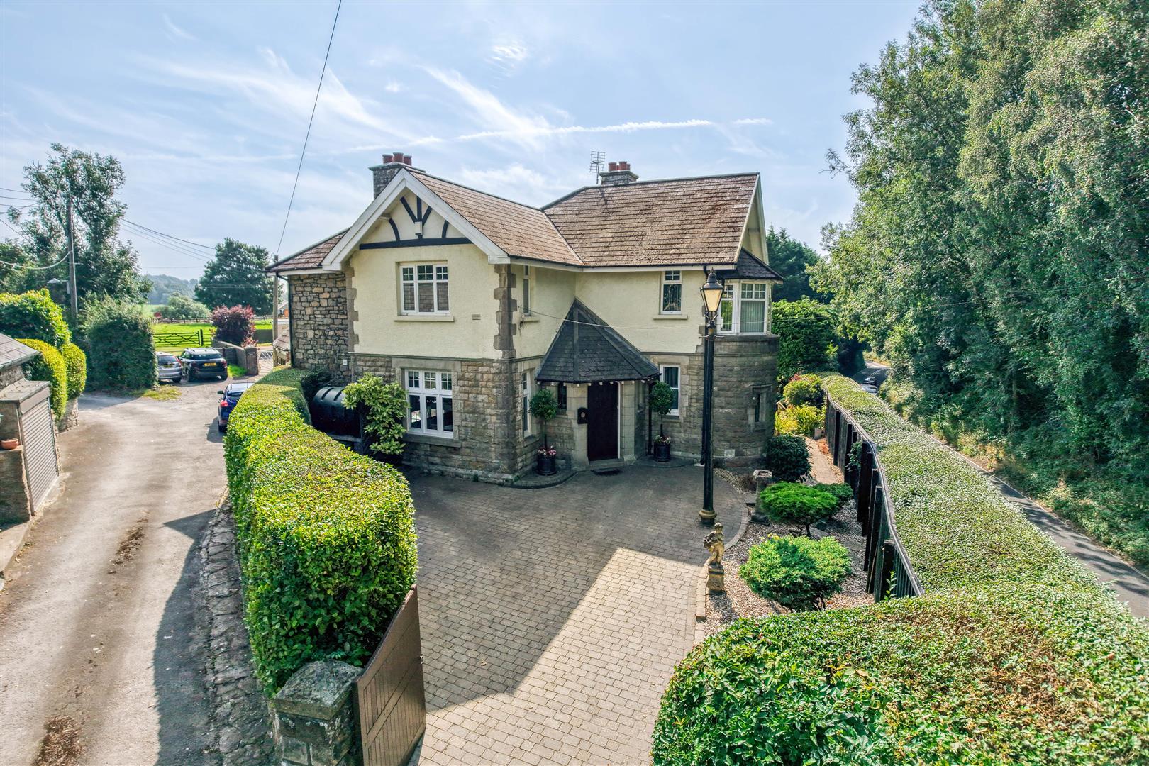 Heol Simonston, Coity, Bridgend County Borough, CF35 6BE